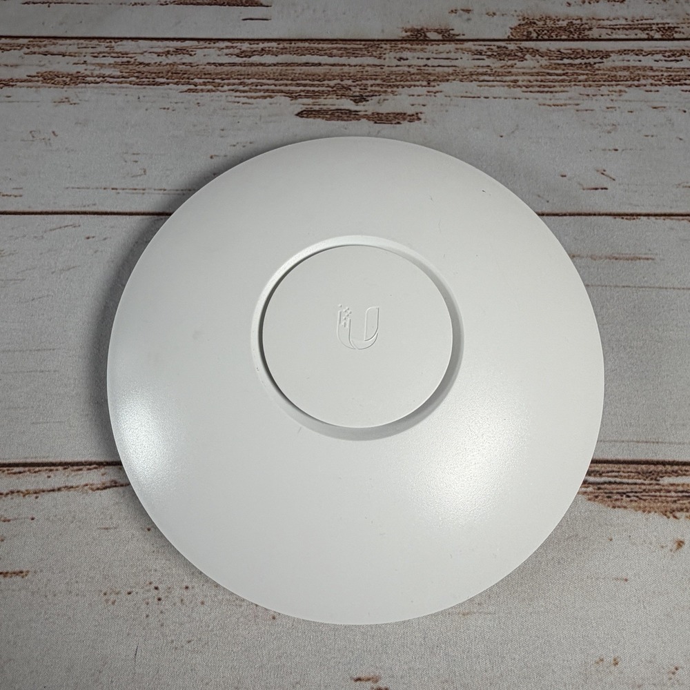 Ubiquiti UniFi UAP Enterprise WiFi Wireless Access Point 2.4GHz 300Mbps White